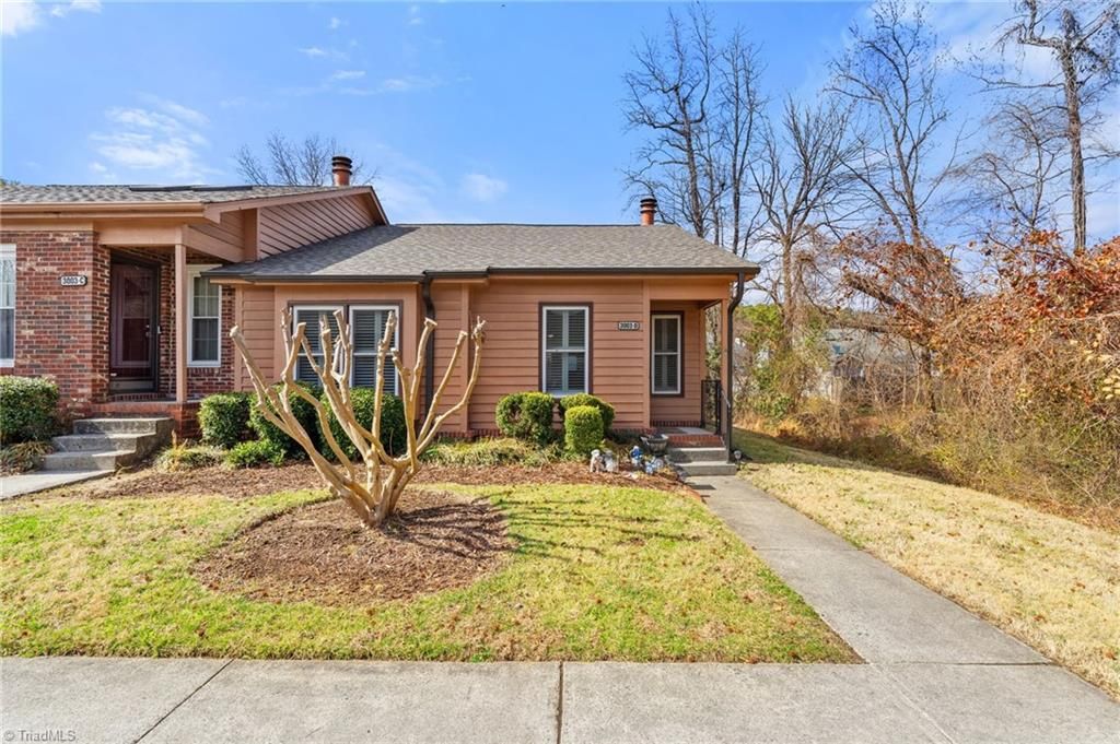 Photo of 3003 Holden Road #D, Greensboro, NC 27407 (MLS # 1210052)