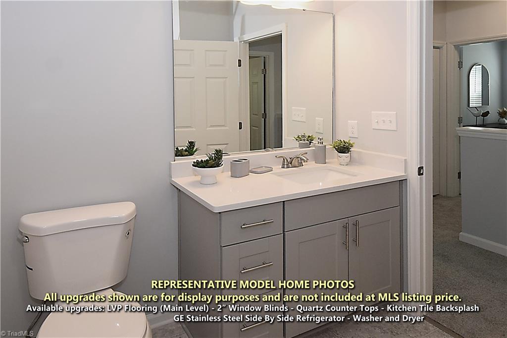 Greensboro, North Carolina 27405, United States, 3 Bedrooms Bedrooms, ,3 BathroomsBathrooms,Residential,Active,195704