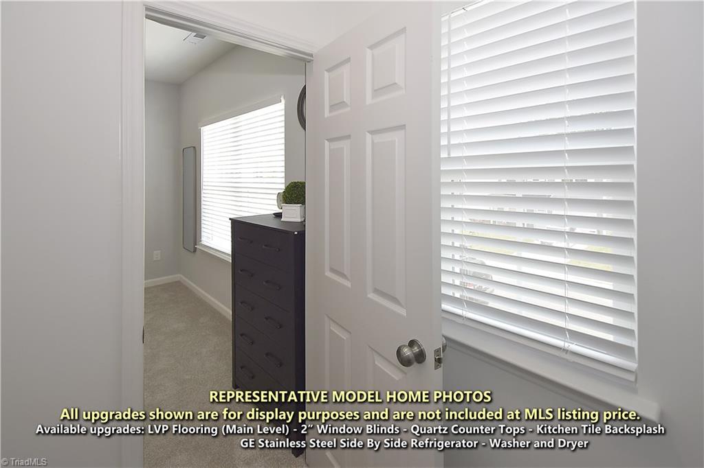 Greensboro, North Carolina 27405, United States, 3 Bedrooms Bedrooms, ,3 BathroomsBathrooms,Residential,Active,195704