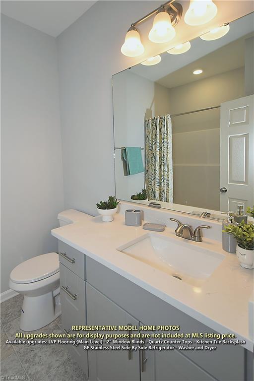 Greensboro, North Carolina 27405, United States, 3 Bedrooms Bedrooms, ,3 BathroomsBathrooms,Residential,Active,195704