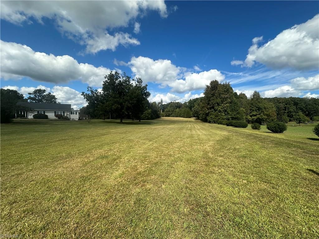 Photo of 8410 Linville Road, Oak Ridge, NC 27310 (MLS # 1198462)