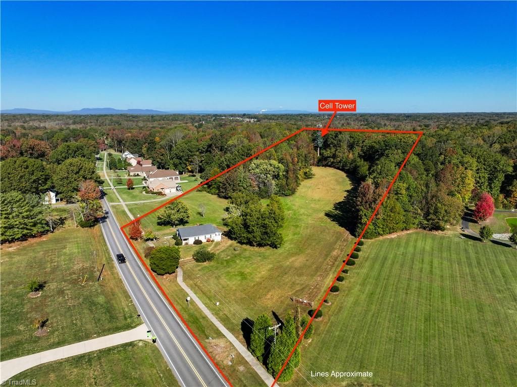 Photo of 8410 Linville Road, Oak Ridge, NC 27310 (MLS # 1198462)