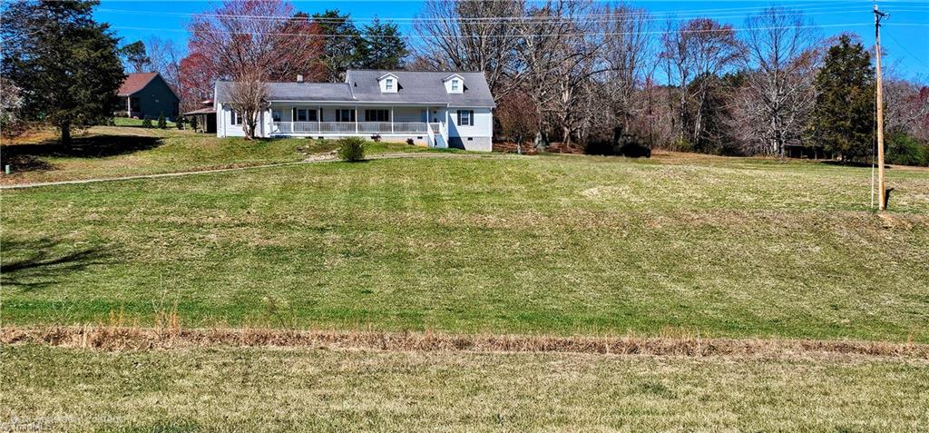 1641 Wall Loop Road, Walnut Cove, North Carolina image 2