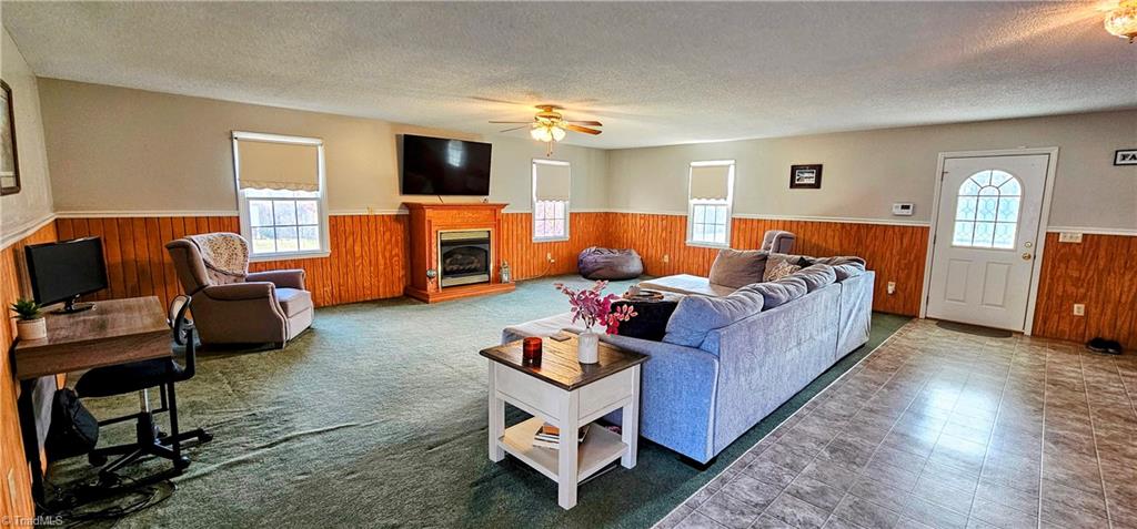 1641 Wall Loop Road, Walnut Cove, North Carolina image 15