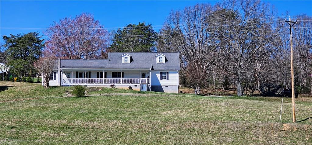 1641 Wall Loop Road, Walnut Cove, North Carolina image 1