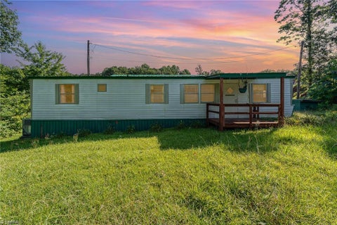 Photo for 1402 Skeen View Road