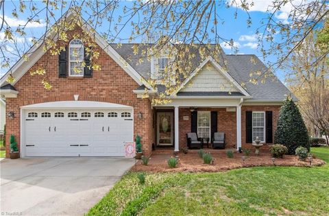 Homes For Sale - 1498 Finwick Drive<br/> Forsyth County, Pfafftown, NC 27040