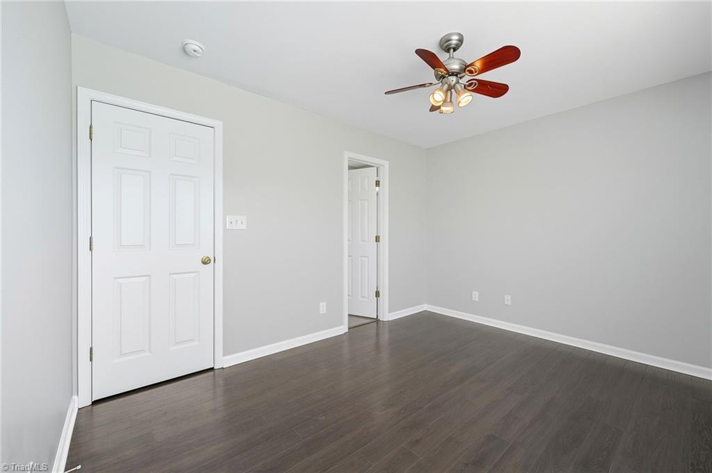 High Point, North Carolina 27265, United States, 4 Bedrooms Bedrooms, ,3 BathroomsBathrooms,Residential,Active,224999