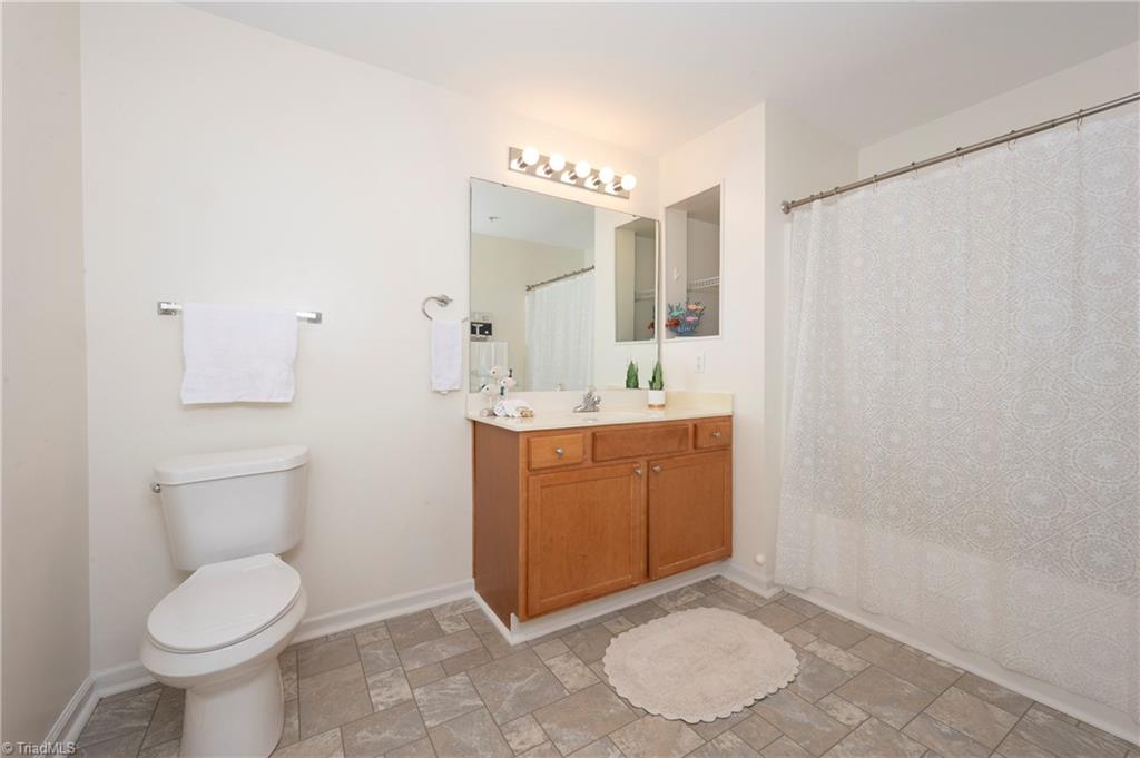 3716 Cotswold Avenue #D, Greensboro, North Carolina image 13