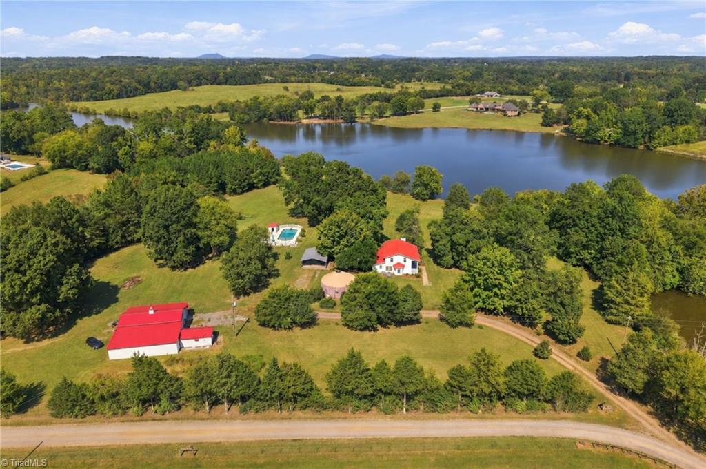 Photo of 230 Staya Way, Mocksville, NC 27028 (MLS # 1235610)