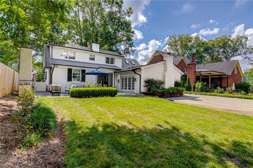 Winston-Salem, North Carolina 27104, United States, 4 Bedrooms Bedrooms, ,4 BathroomsBathrooms,Residential,Pending,106379