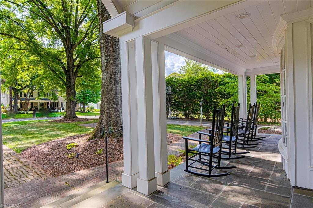 Winston-Salem, North Carolina 27104, United States, 4 Bedrooms Bedrooms, ,4 BathroomsBathrooms,Residential,Pending,106379