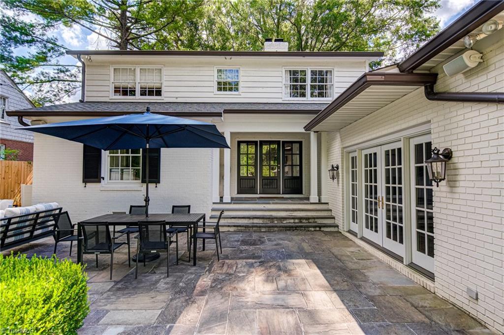 Winston-Salem, North Carolina 27104, United States, 4 Bedrooms Bedrooms, ,4 BathroomsBathrooms,Residential,Pending,106379