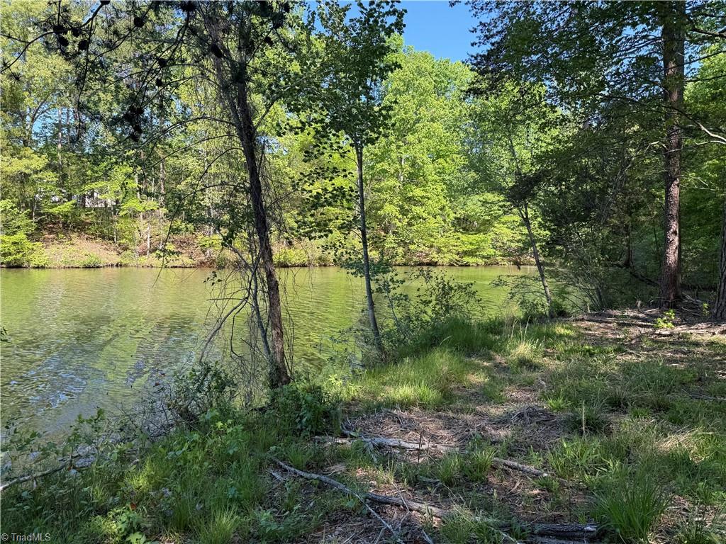 618 Crystal Cove Lane, Yanceyville, NC, 27379