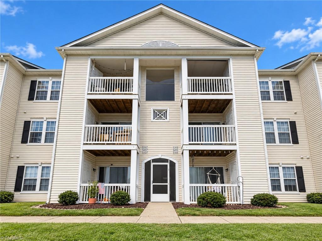 5205 Lambeth Farm Lane