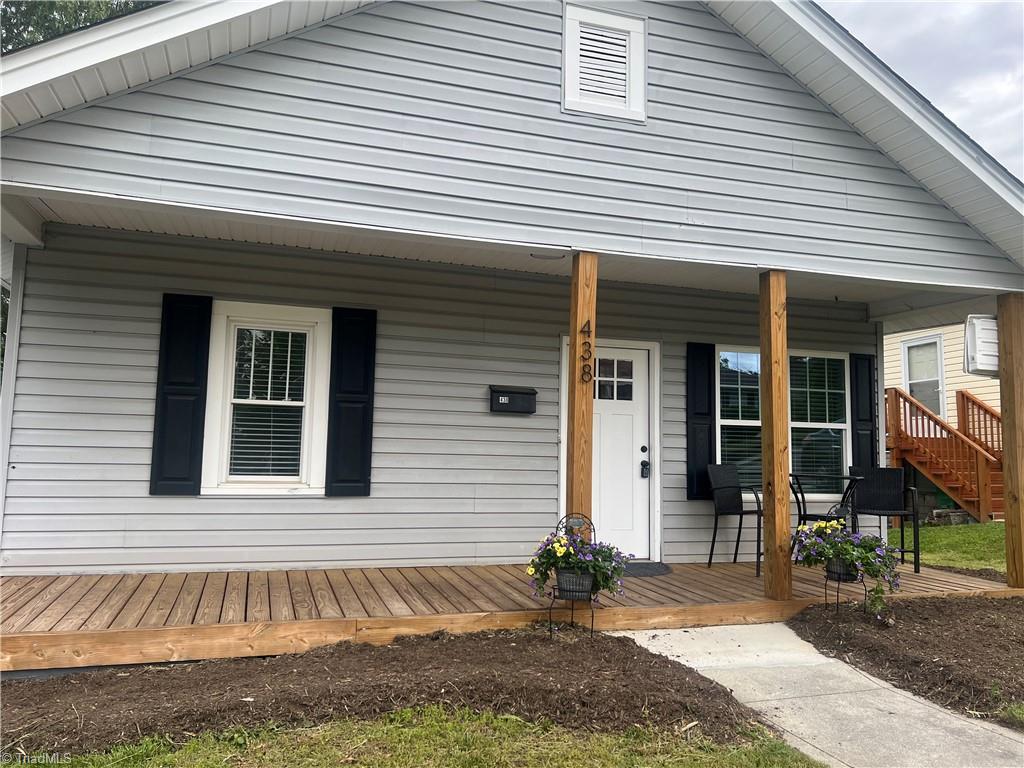 438 Durham Street, Mount Airy, North Carolina image 2