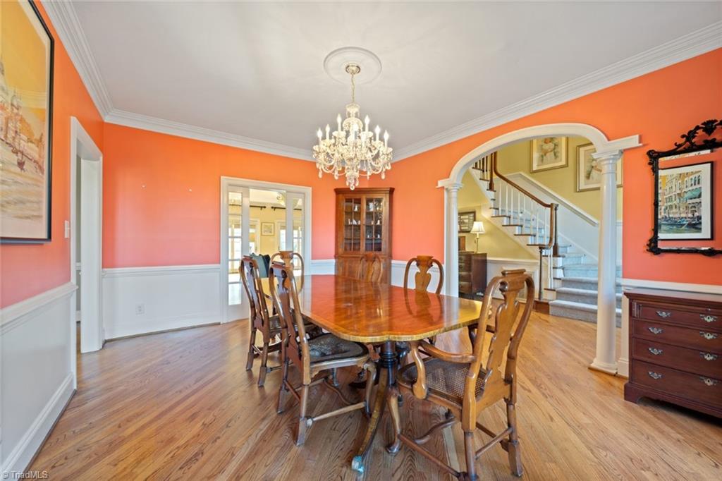 Winston-Salem, North Carolina 27104, United States, 4 Bedrooms Bedrooms, ,4 BathroomsBathrooms,Residential,Pending,5216