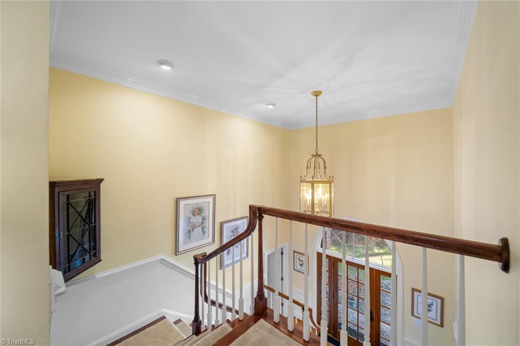 Winston-Salem, North Carolina 27104, United States, 4 Bedrooms Bedrooms, ,4 BathroomsBathrooms,Residential,Pending,5216