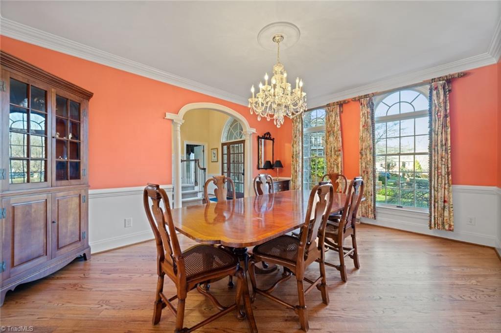 Winston-Salem, North Carolina 27104, United States, 4 Bedrooms Bedrooms, ,4 BathroomsBathrooms,Residential,Pending,5216