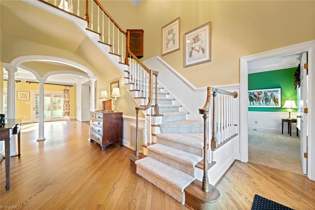 Winston-Salem, North Carolina 27104, United States, 4 Bedrooms Bedrooms, ,4 BathroomsBathrooms,Residential,Pending,5216