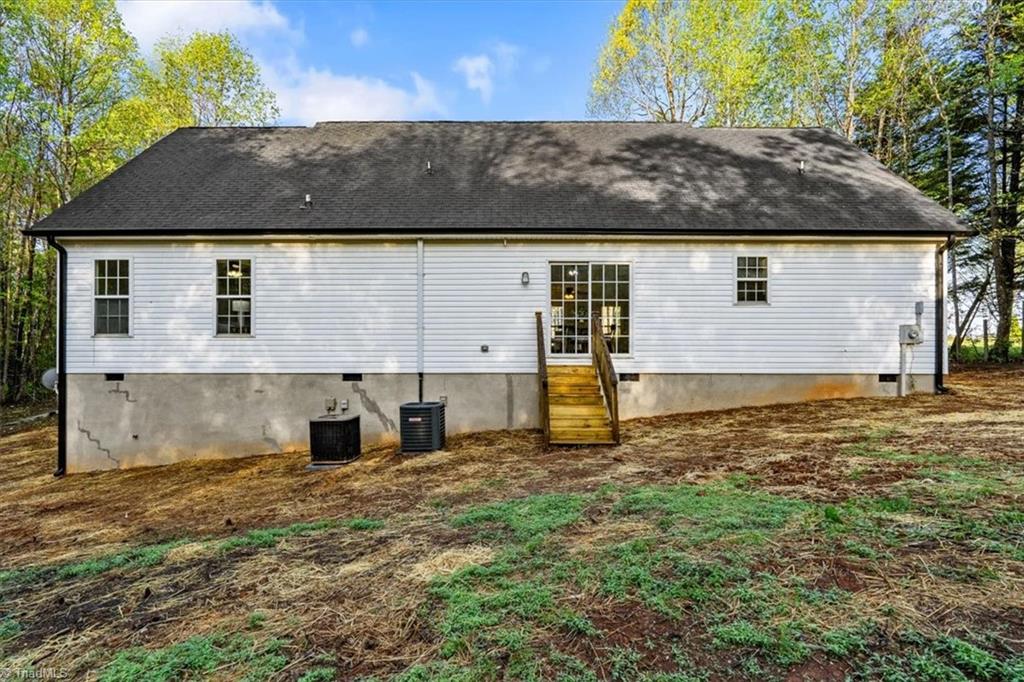 580 Greenbrier Farm Trail, Siler City, North Carolina image 41