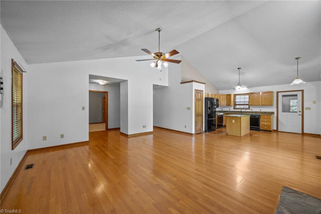 6277 Reidsville Road, Kernersville, North Carolina image 25