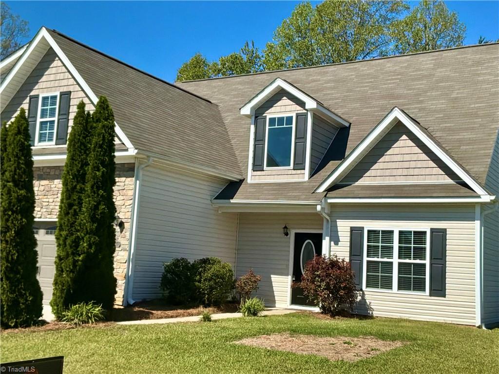Photo of 4404 Morning Ridge Lane, Winston-Salem, NC 27101 (MLS # 1237044)