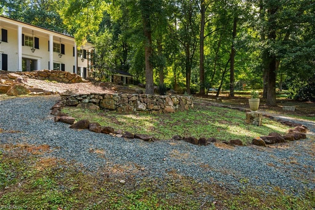 Photo of 52 Dogwood Acres Drive, Chapel Hill, NC 27516 (MLS # 1223307)