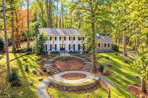Homes For Sale - 52 Dogwood Acres Drive<br/> Chapel Hill, NC 27516