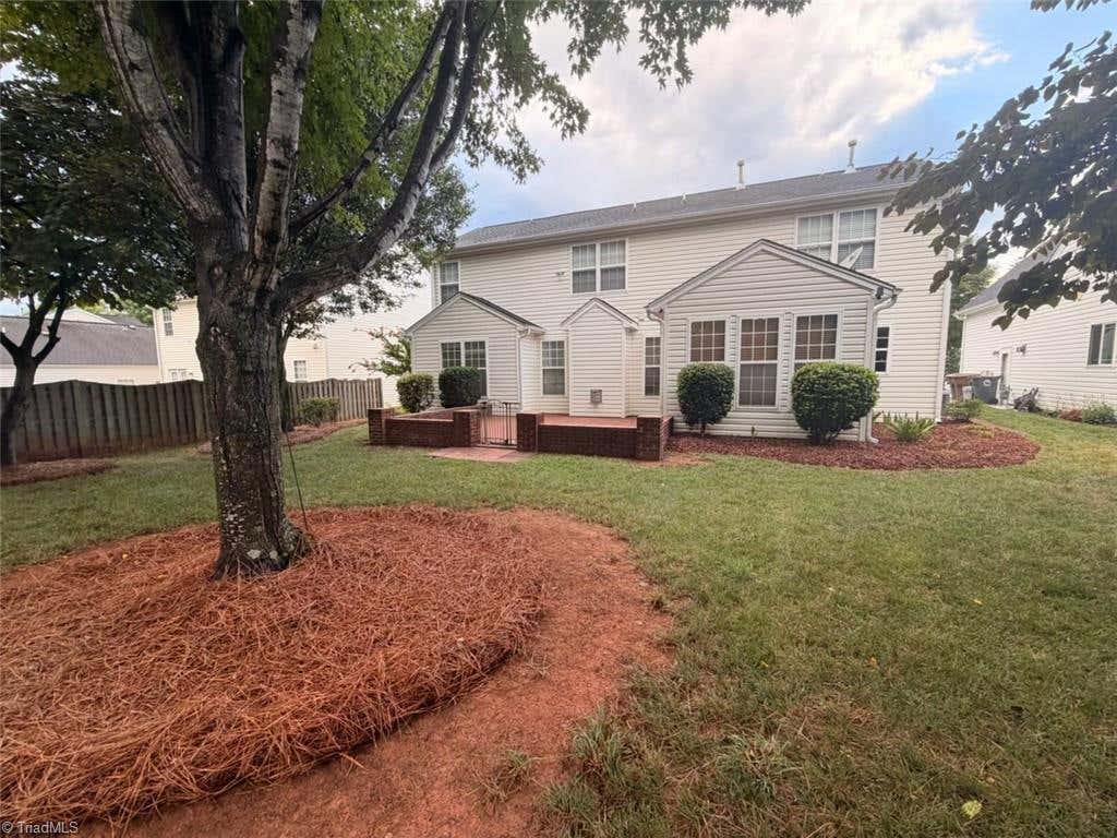 Photo of 4120 Pepperbush Drive, Greensboro, NC 27405 (MLS # 1228592)