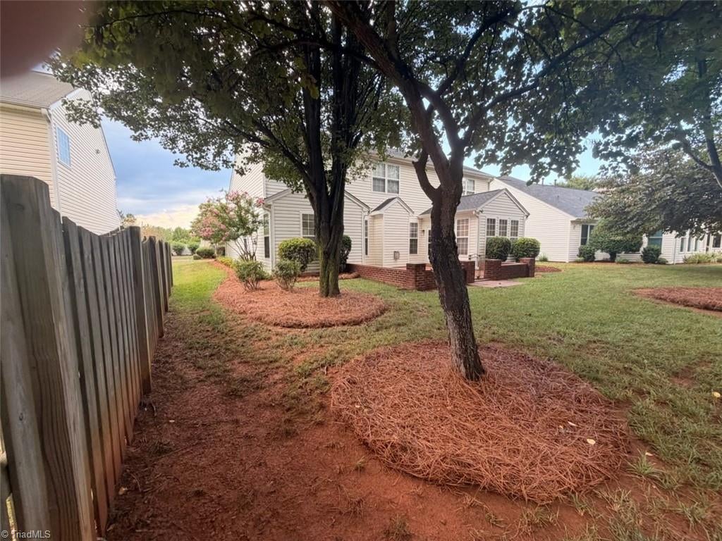 Photo of 4120 Pepperbush Drive, Greensboro, NC 27405 (MLS # 1228592)