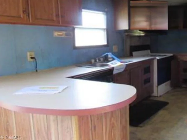 375 Marshall Johnson Road, photo 4 of 8