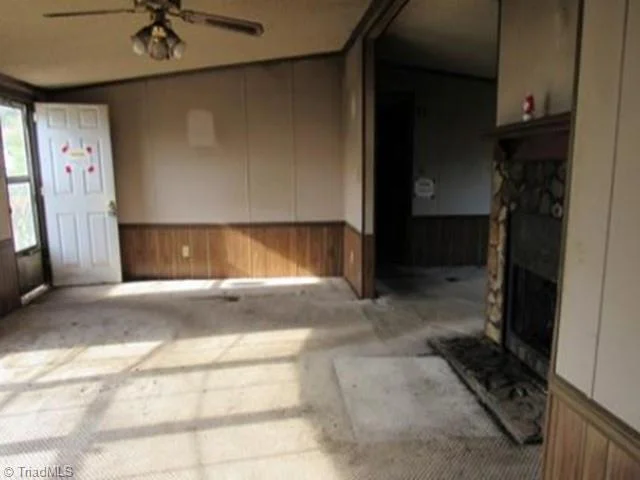 375 Marshall Johnson Road, photo 2 of 8