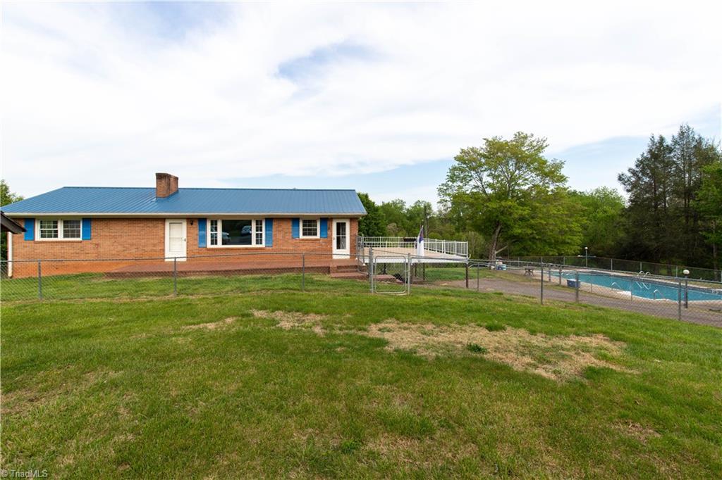 4024 Kenwood Drive, Jonesville, North Carolina image 1