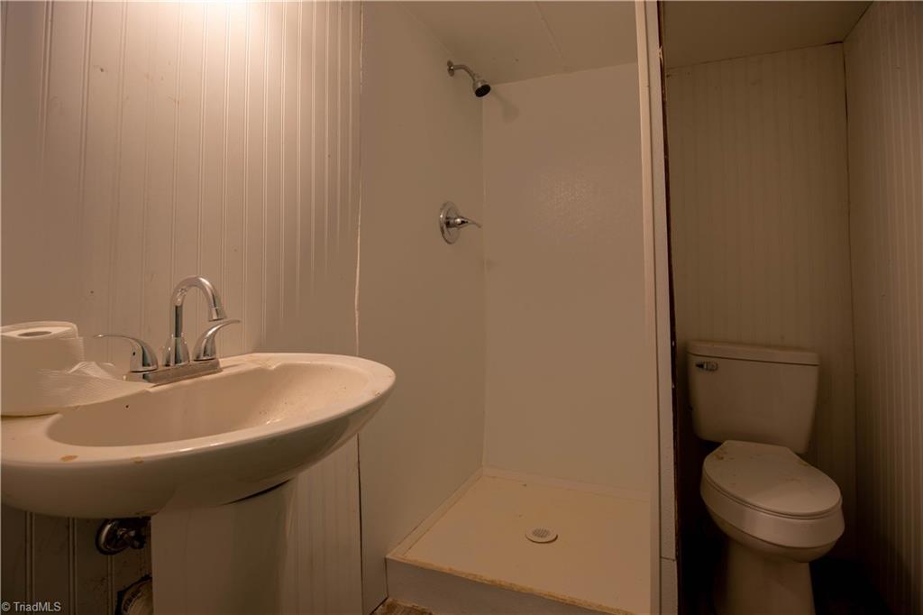 4024 Kenwood Drive, Jonesville, North Carolina image 33