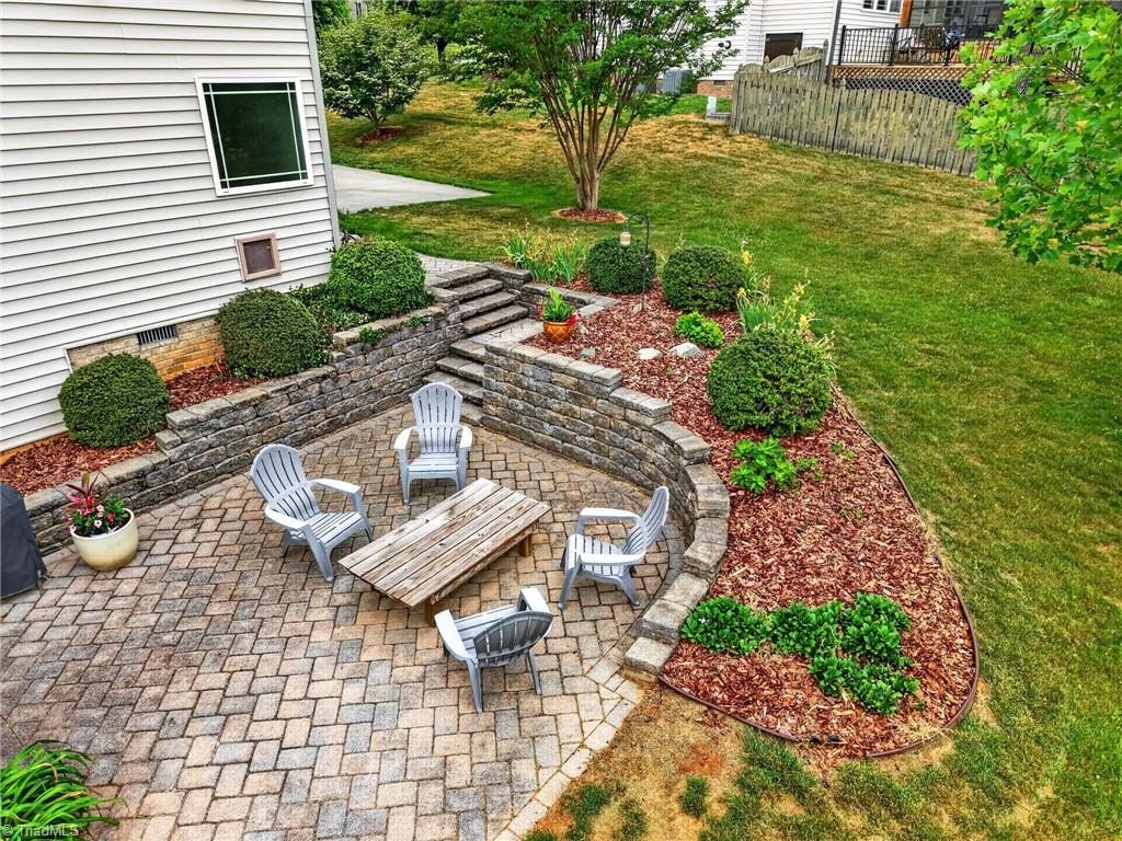 2404 S Tuckers Farm Court