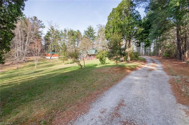 6414 Summit Road, photo 5 of 36