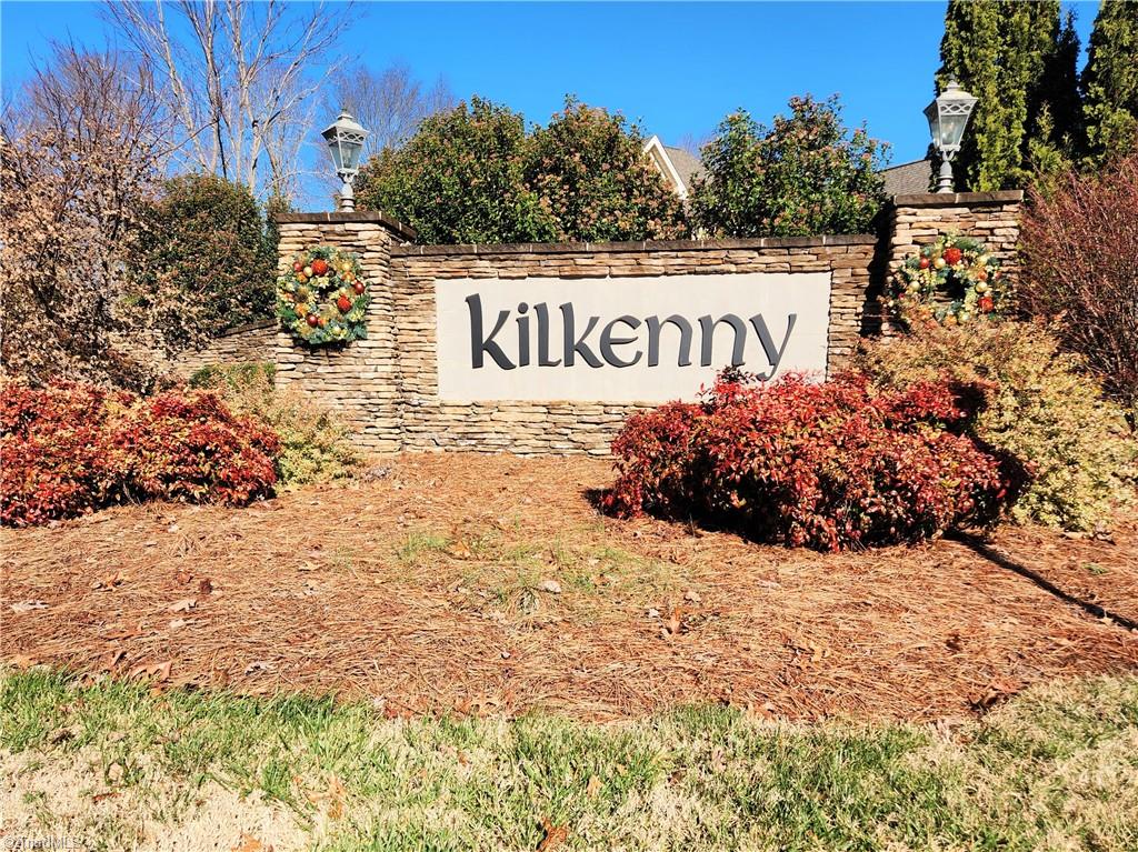 Photo 2 of 8 of 1390 Kilkenny Lane house