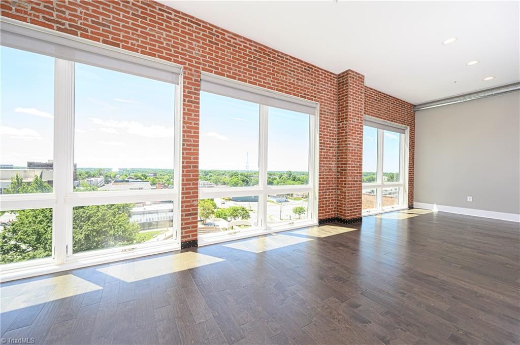 Photo of 400 W 4th Street #504, Winston-Salem, NC 27101 (MLS # 1212026)