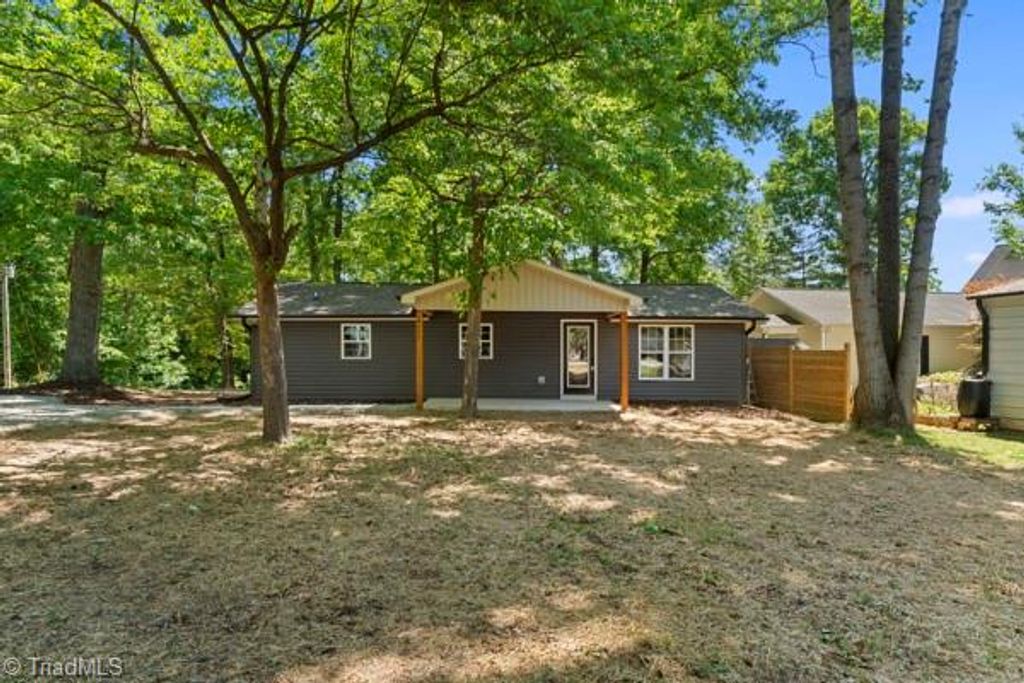 Photo of 4209 Old Mountain Road, Lexington, NC 27292 (MLS # 1218697)