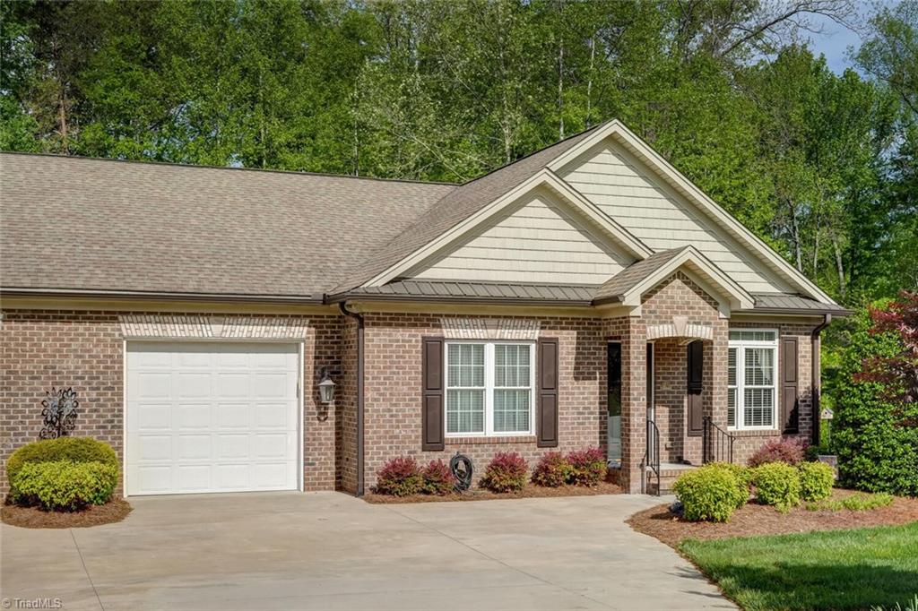2214 St James Drive, Reidsville, North Carolina image 1
