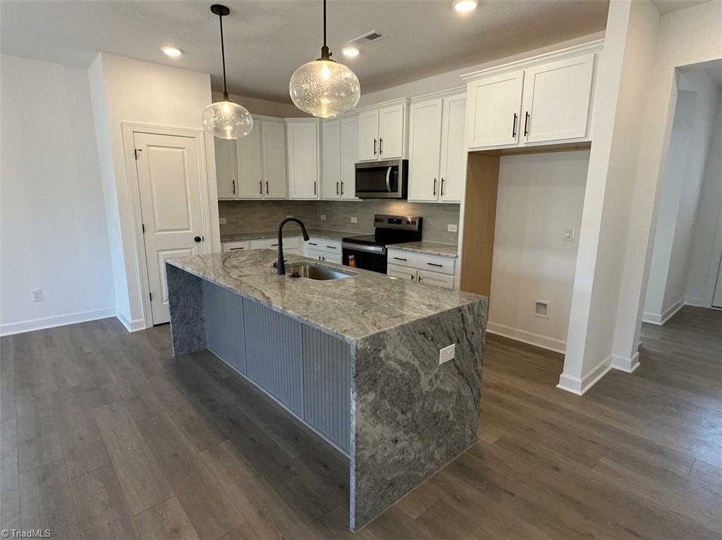 Photo of 5166 Paramount Road #1061, Pfafftown, NC 27040 (MLS # 1236581)