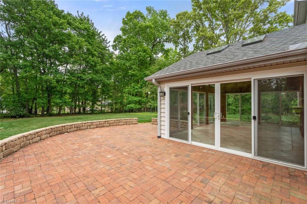 429 Drayton Park Drive, Kernersville, North Carolina image 31