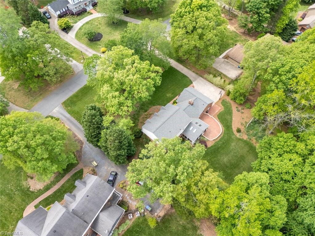 429 Drayton Park Drive, Kernersville, North Carolina image 38