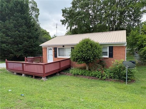 2410 Friends Avenue High Point NC 27260
