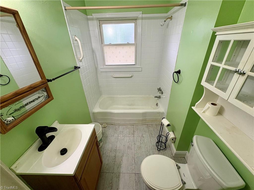 2410 Friends Avenue, High Point, North Carolina image 7