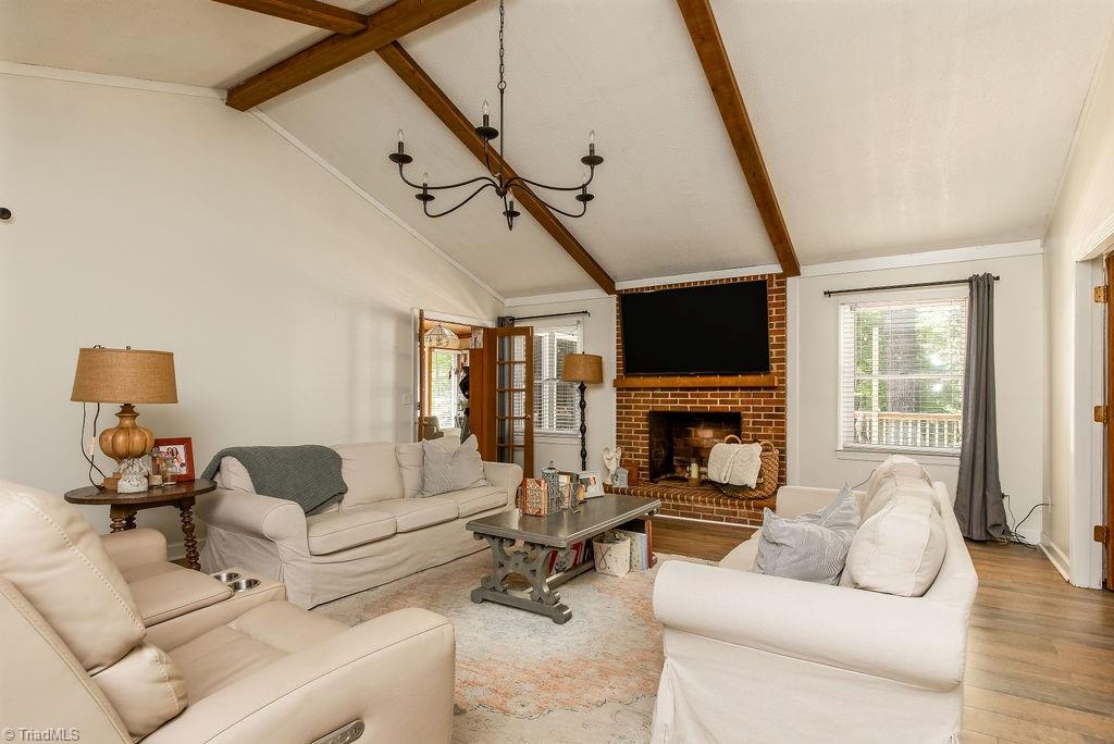 5685 Wagoner Road