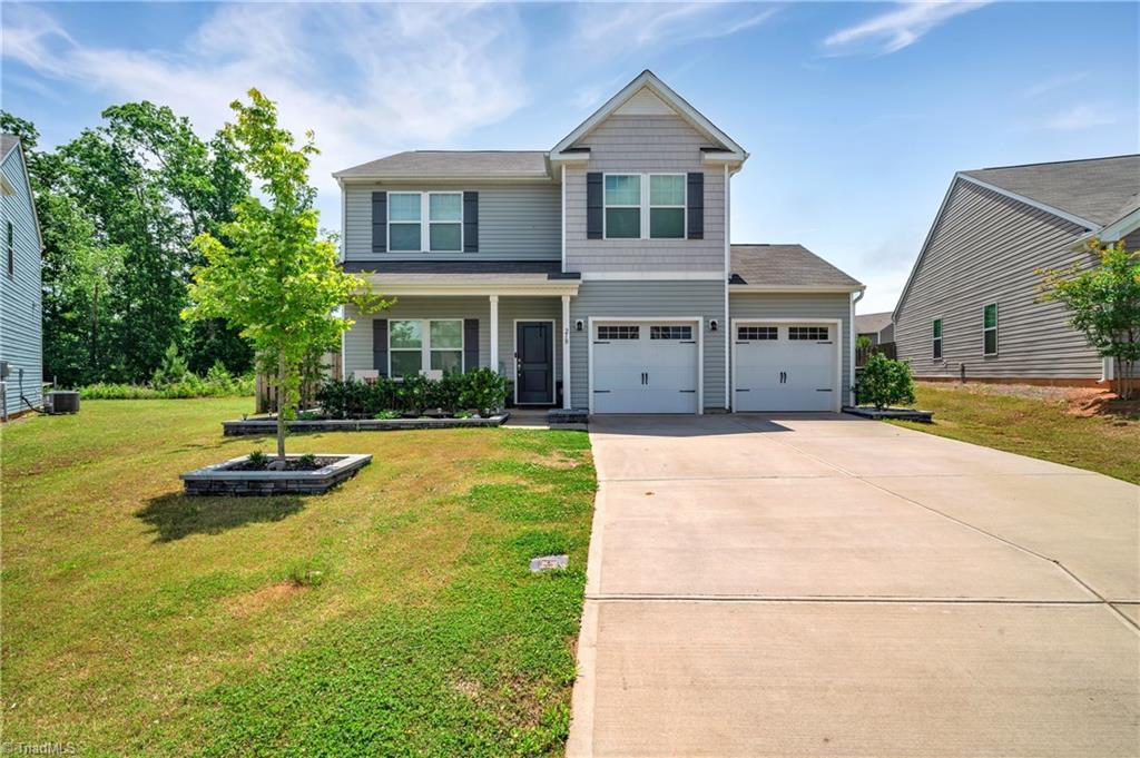 210 Clove Hitch Drive, Statesville, North Carolina image 1