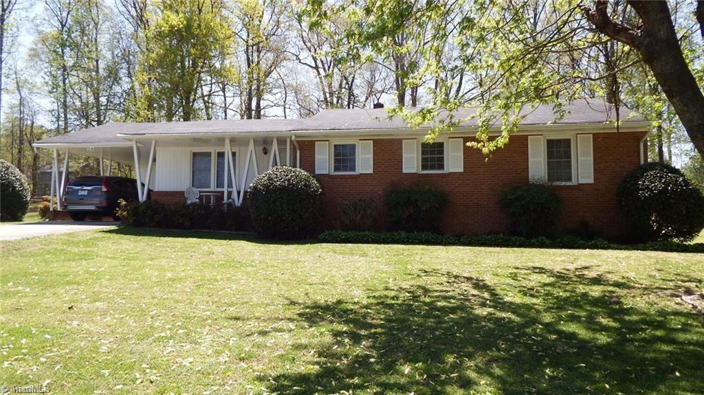 318 Crestview Drive, Thomasville, North Carolina image 10
