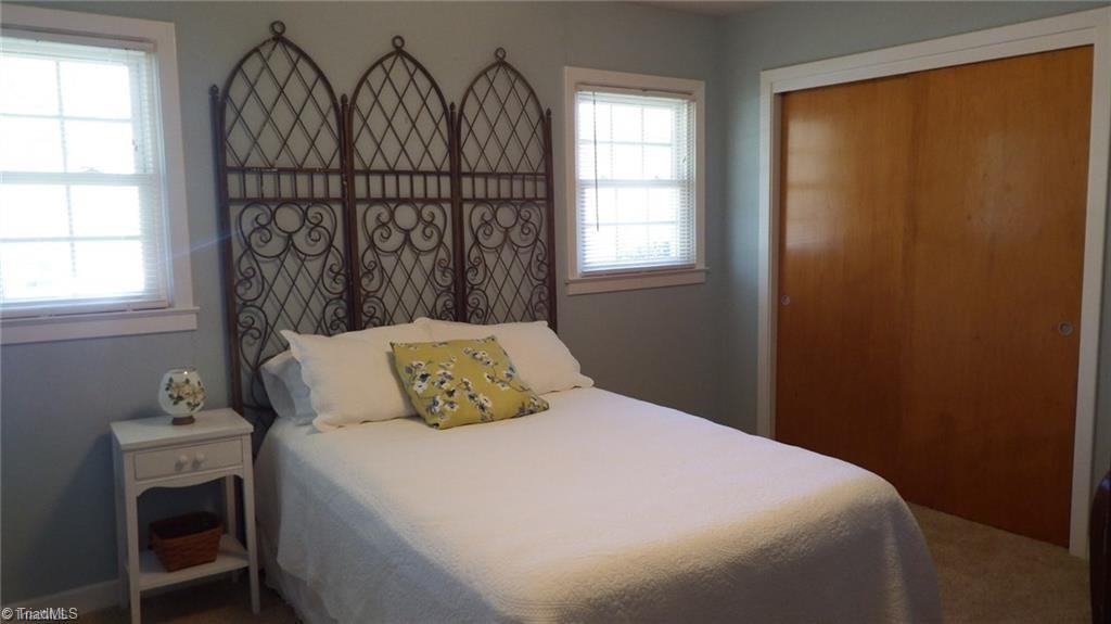 318 Crestview Drive, Thomasville, North Carolina image 6